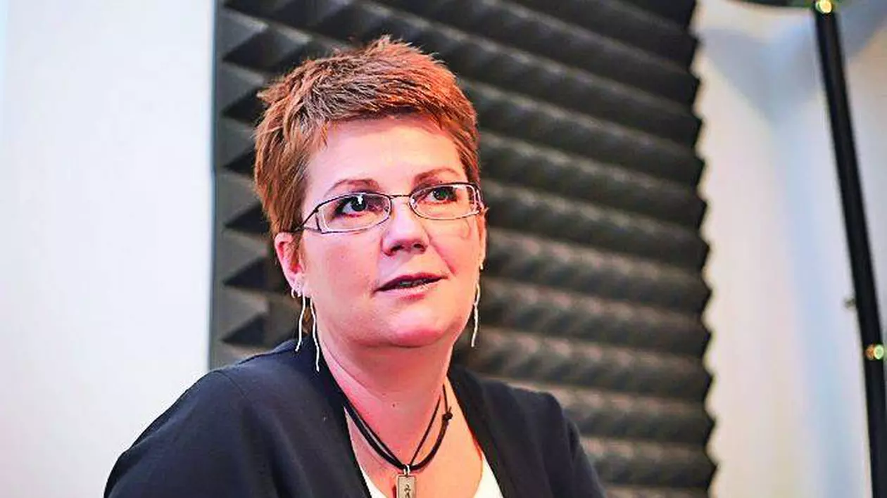 Crina Mardare a izbucnit în lacrimi în public. Nu-ţi imaginezi motivul!