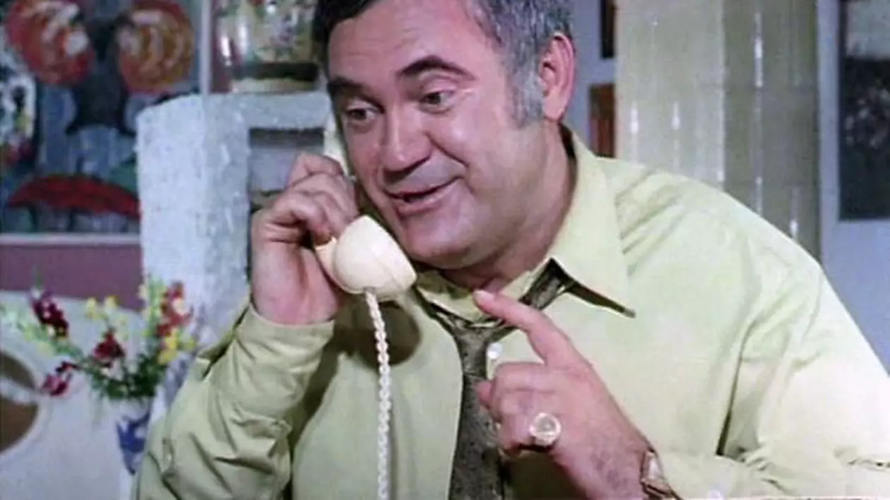 Cum fentau marii actori sistemul? Comuniștii au vrut să-i confiște la vamă lui Dem Rădulescu o combină muzicală de 6000 de mărci!