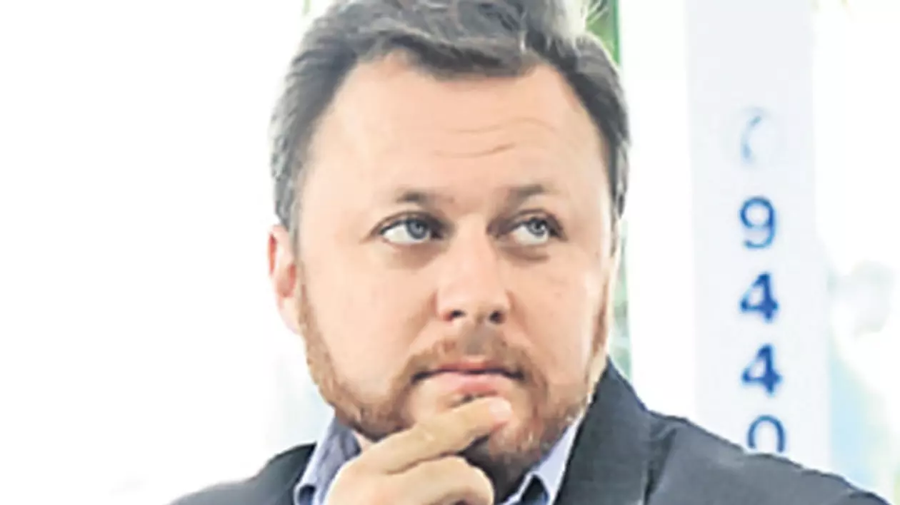 Dragoş Dolănescu nu a fost invitat la petrecerea bunicii care a aniversat 100 de ani