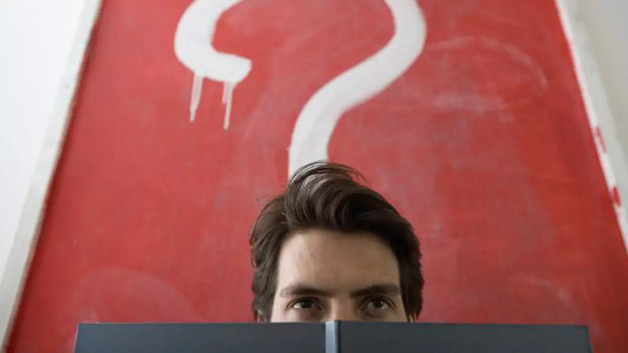 TEST DE INTELIGENŢĂ | 10 întrebări de LOGICĂ, MATEMATICĂ şi LIMBA ROMÂNĂ
