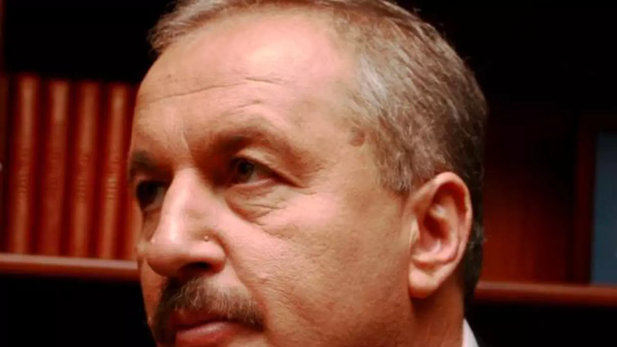 Vasile Dâncu acuză Parlamentul că a blocat legea urbanismului