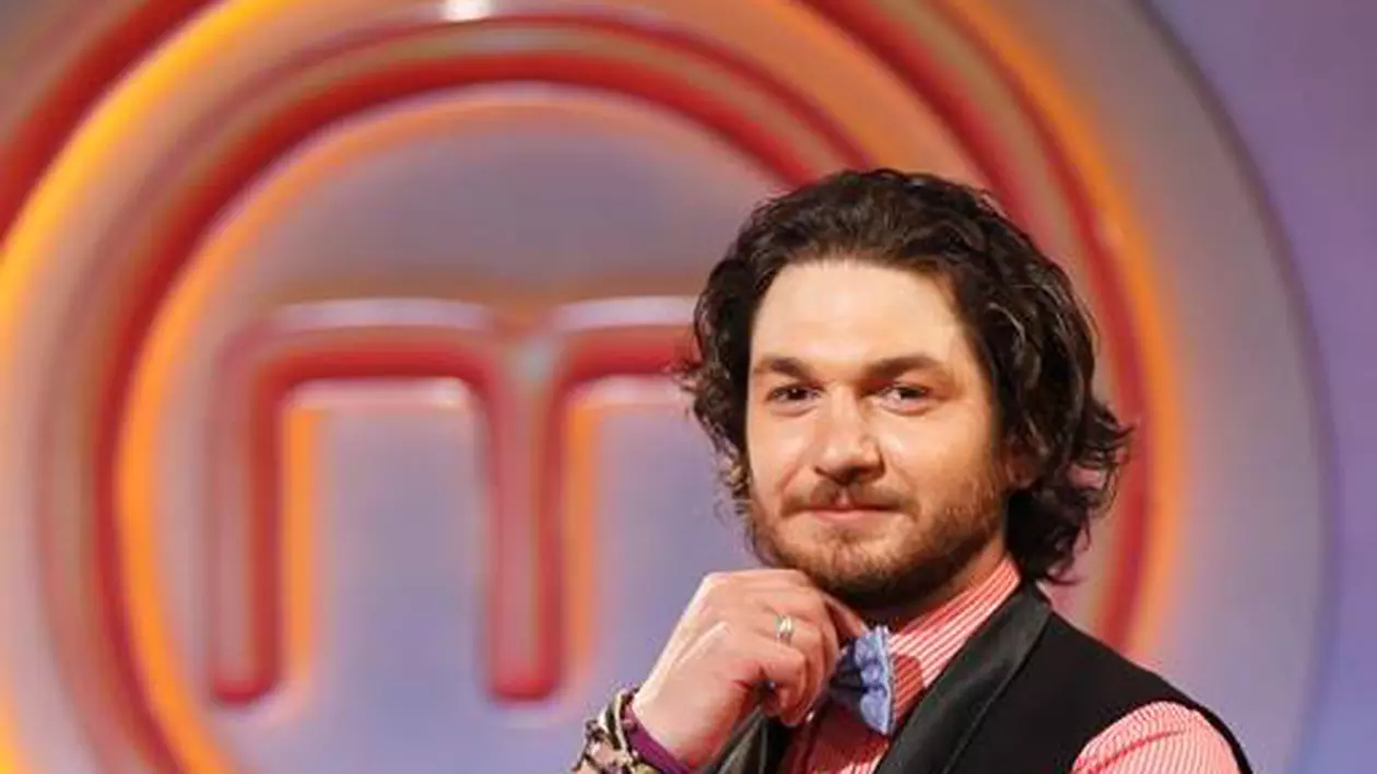 Revelion 2013: Chef Florin Dumitrescu recomandă pulpa de curcan la cuptor, cu mere şi scorţişoară