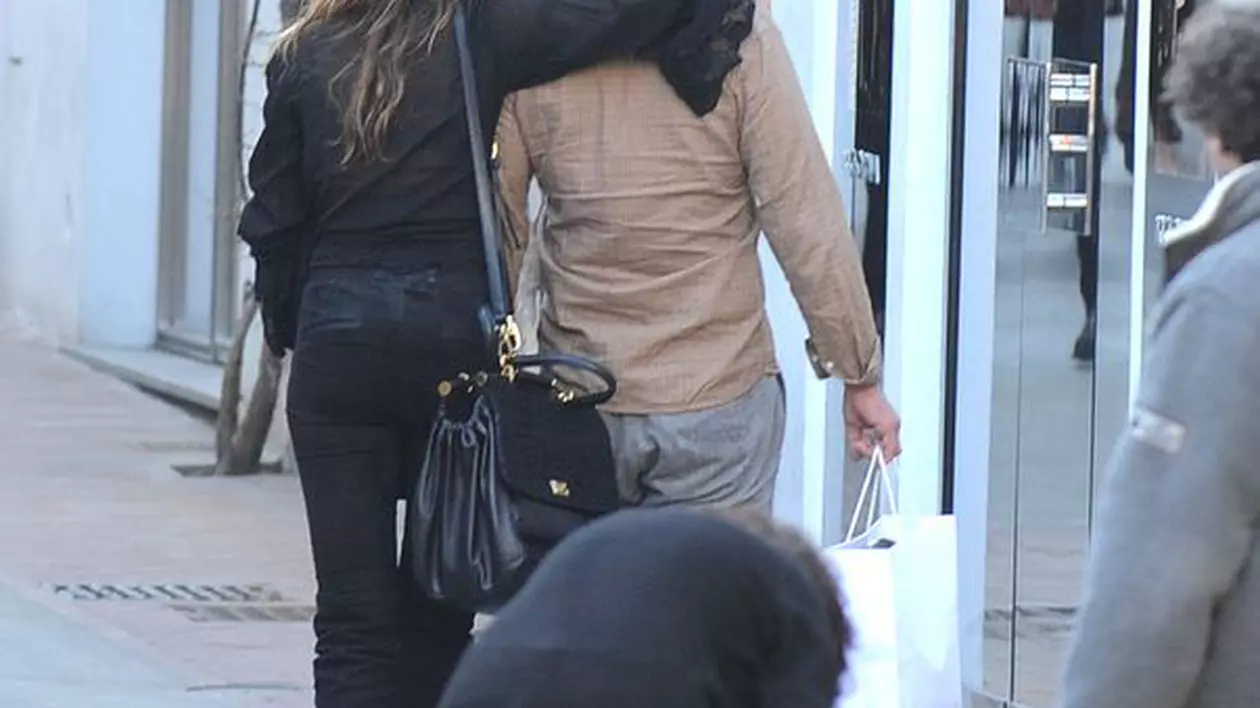 Mădălina Ghenea și Gerard Butler, mai îndrăgostiți ca niciodată, de Revelion | FOTO