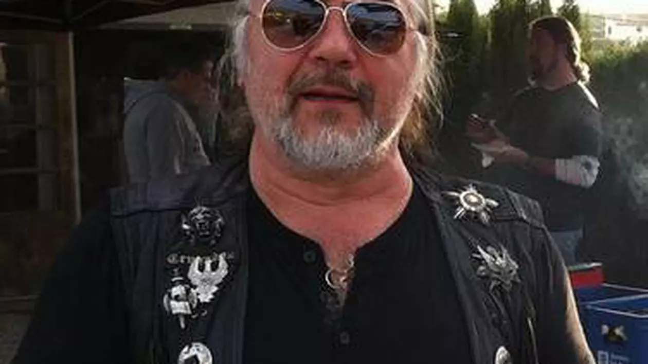 EXCLUSIV | REACȚIA ȘOCANTĂ a lui Nicu Covaci când a aflat de MOARTEA lui Sergiu Nicolaescu: ”Să îl ia MAMA DRACULUI!”