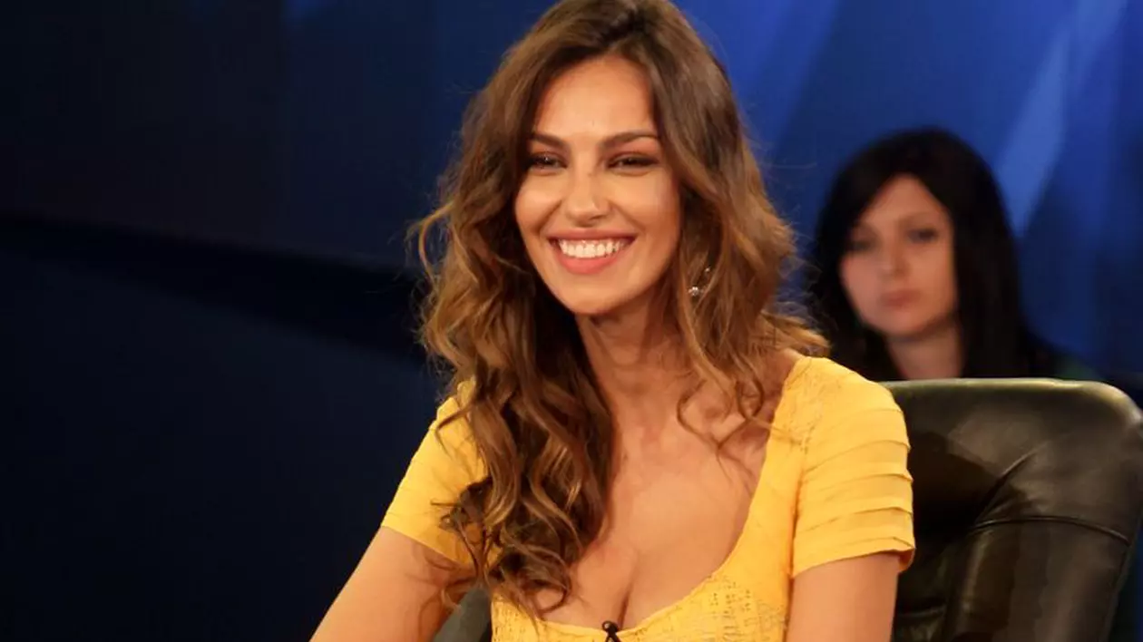 Ea e mama Mădălinei Ghenea! Seamănă cele două?  | VIDEO