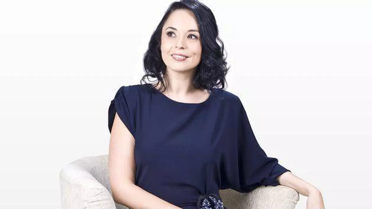 ANDREEA MARIN s-a pozat cu NOUL MEMBRU al FAMILIEI! ”E cam bosumflici”, spun prietenii!