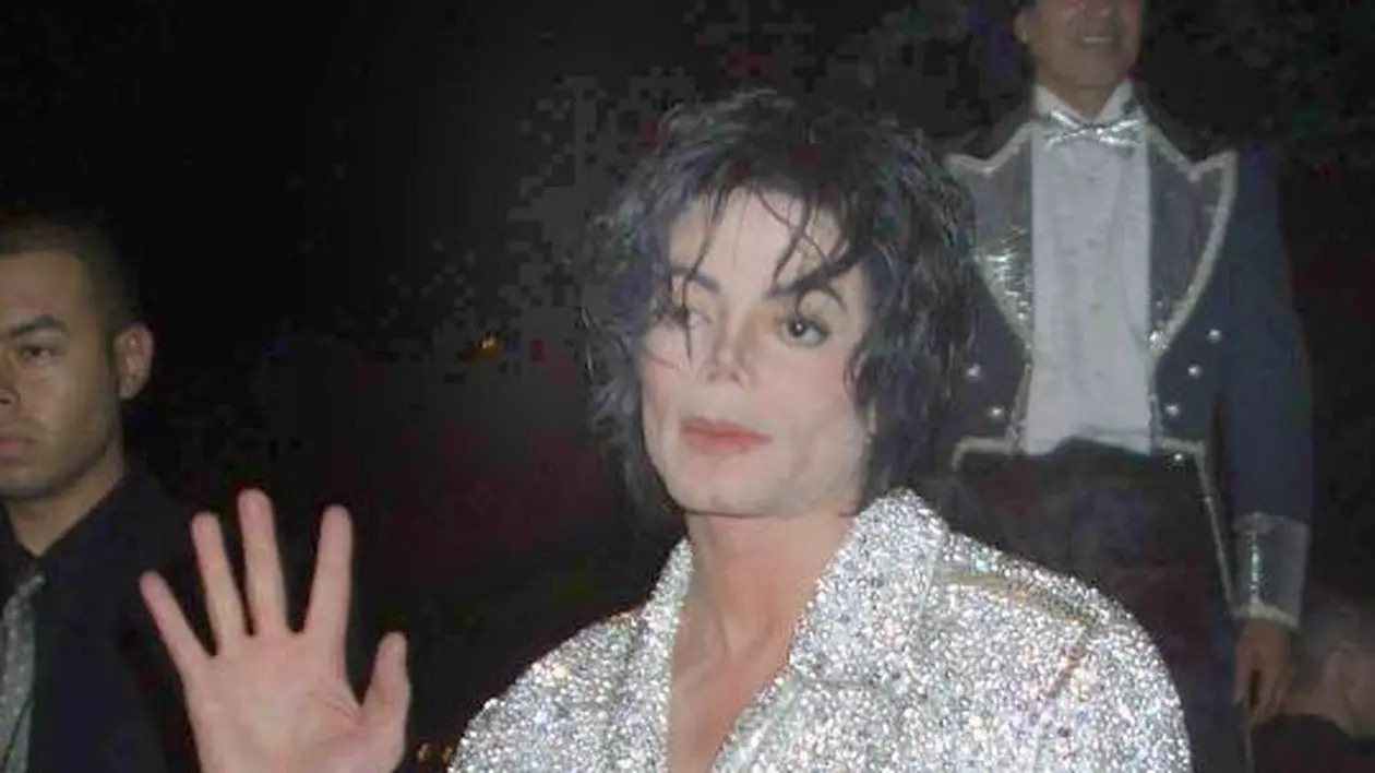 Michael Jackson bea 6 sticle de vin pe zi! N-o să crezi de ce consuma atâta alcool!