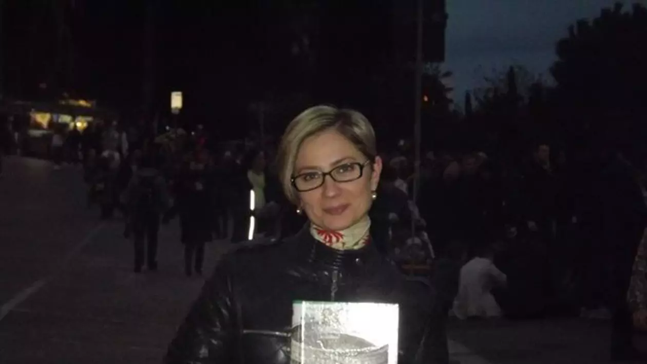 Avem dovada că fosta campioana mondială la gimnastică, Maria Olaru, se iubeşte cu un politician