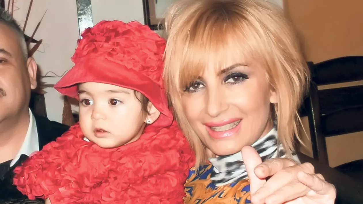 Fiica lui Györfi va fi operată de polipi! Solista a dat de alt necaz, la 40 de zile de la decesul mamei sale, Anica