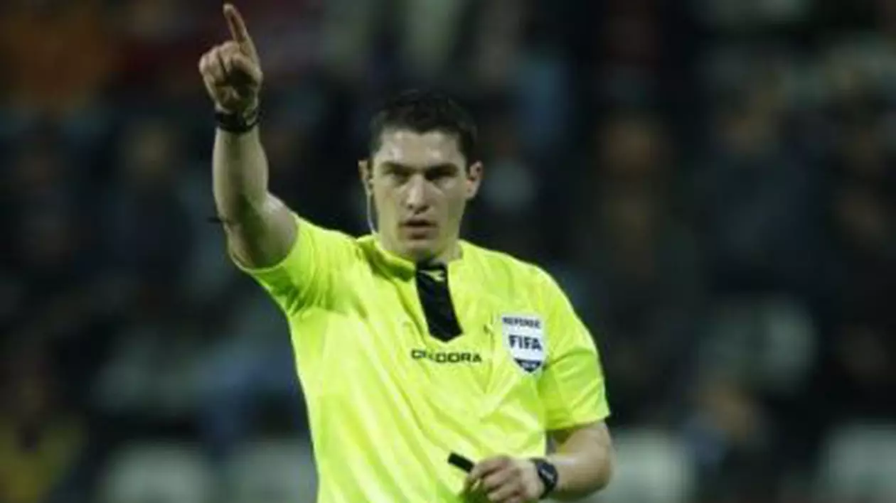 Doi arbitri români, delegaţi la meciuri din cupele europene