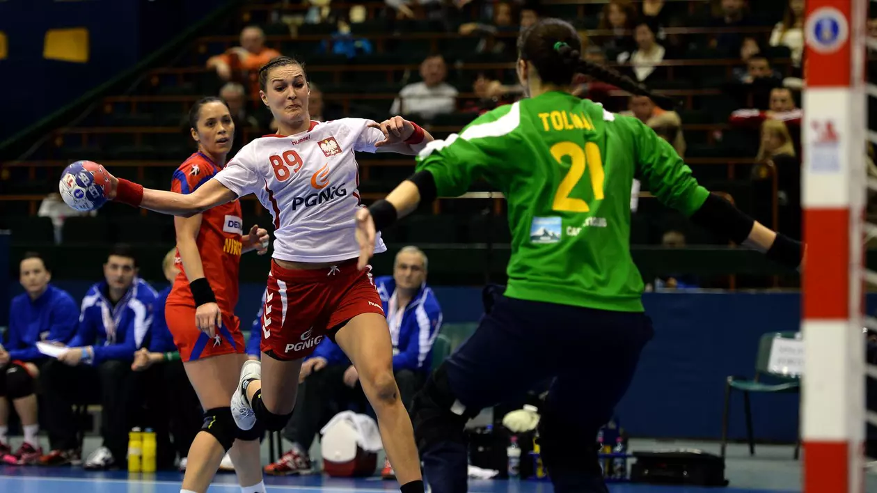 Nici la handbal nu mai suntem buni! România - Polonia 29-31 şi am ratat calificarea în sferturi