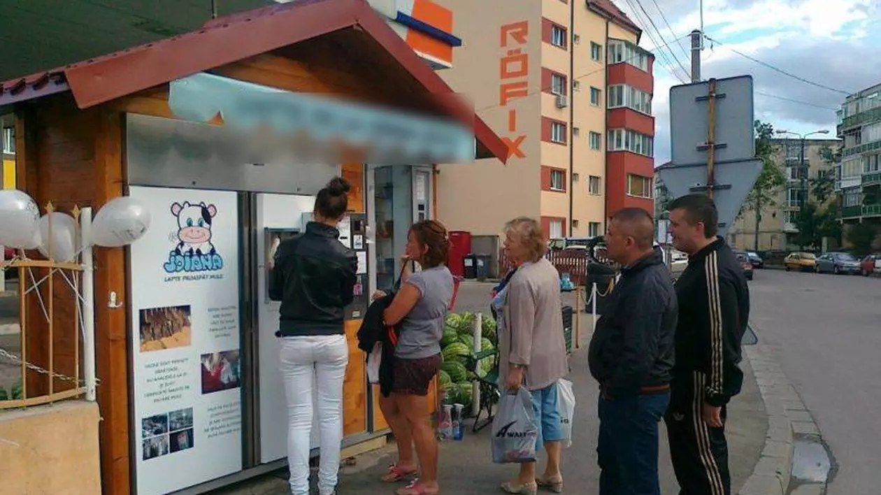 MICII PRODUCĂTORI, puşi la zid de NORMELE U.E.! Comercializarea laptelui neprelucrat, INTERZISĂ! Video