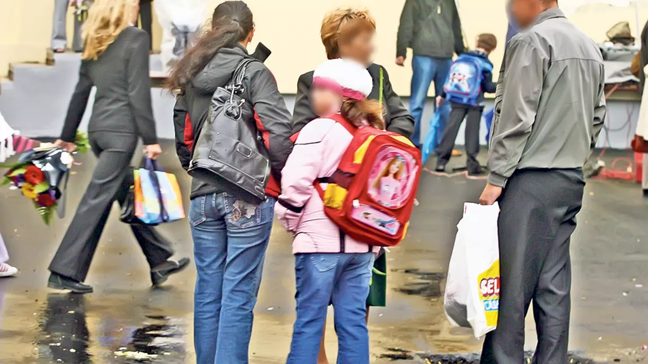 Părinţii bagă anual în şcoli 142.000.000 € pentru fondul clasei