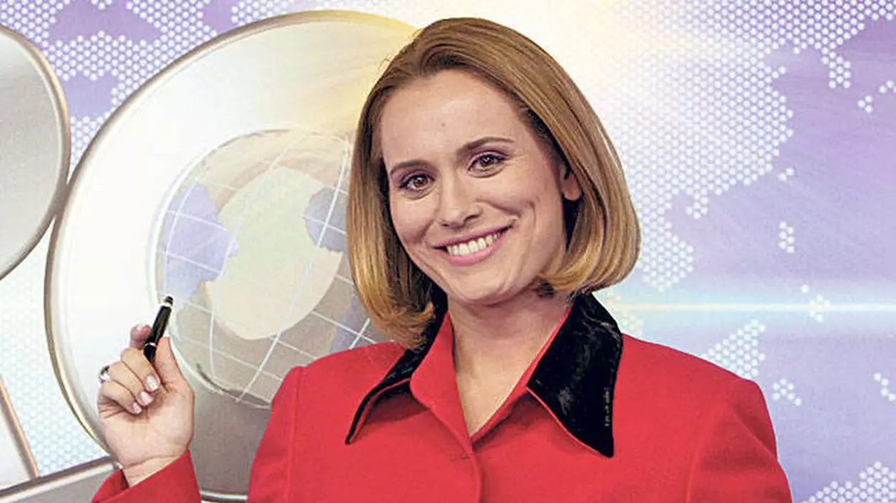 E încă ZĂPADĂ, însă ea S-A PREGĂTIT DE VARĂ. Iată CUM S-A ÎMBRĂCAT Andreea Esca | FOTO
