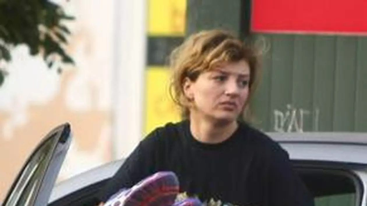 Numele Ioanei Băsescu a fost IMPLICAT ÎNTR-UN SCANDAL DE FURT de date. Poliţia a fost deja sesizată