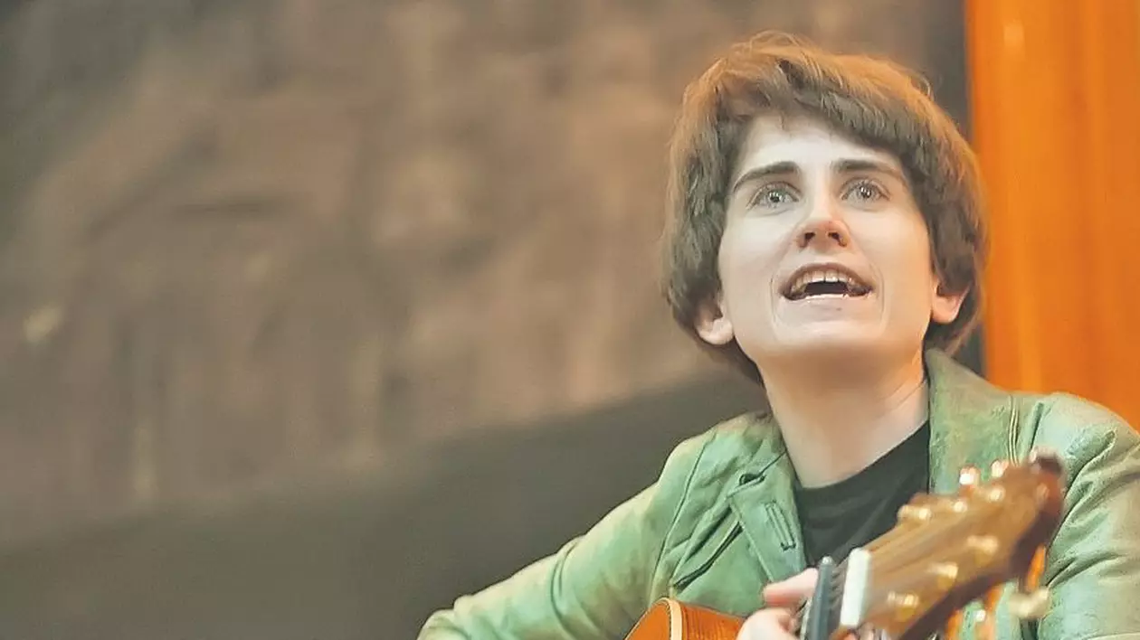 Cântăreaţa Ada Milea a făcut turul lumii cu spectacolele ei umoristice: «M-am întors acasă, acum pot să mor!»