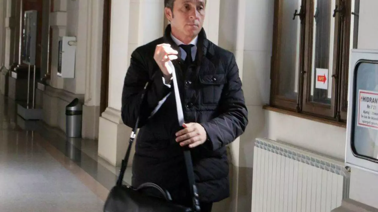 MM, lăsat de JUDECĂTORI CU INIMA LA GÂT. S-a AMÂNAT pronunţarea în cazul cererii de ELIBERARE