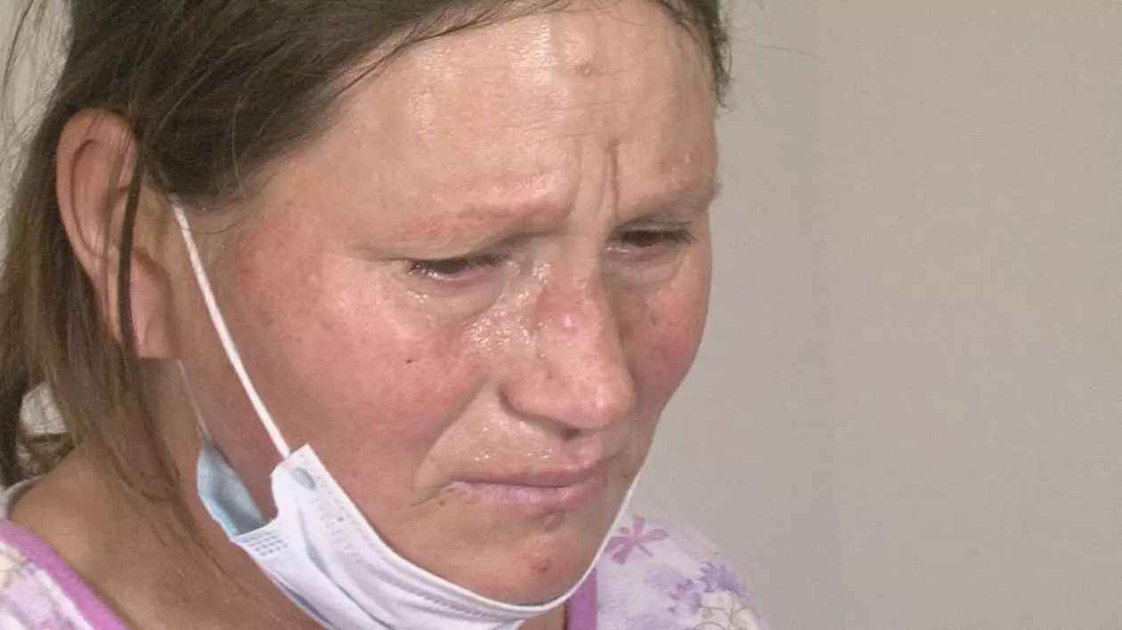 O femeie din judeţul Vaslui a născut o fetiţă perfect sănătoasă într-un grajd!