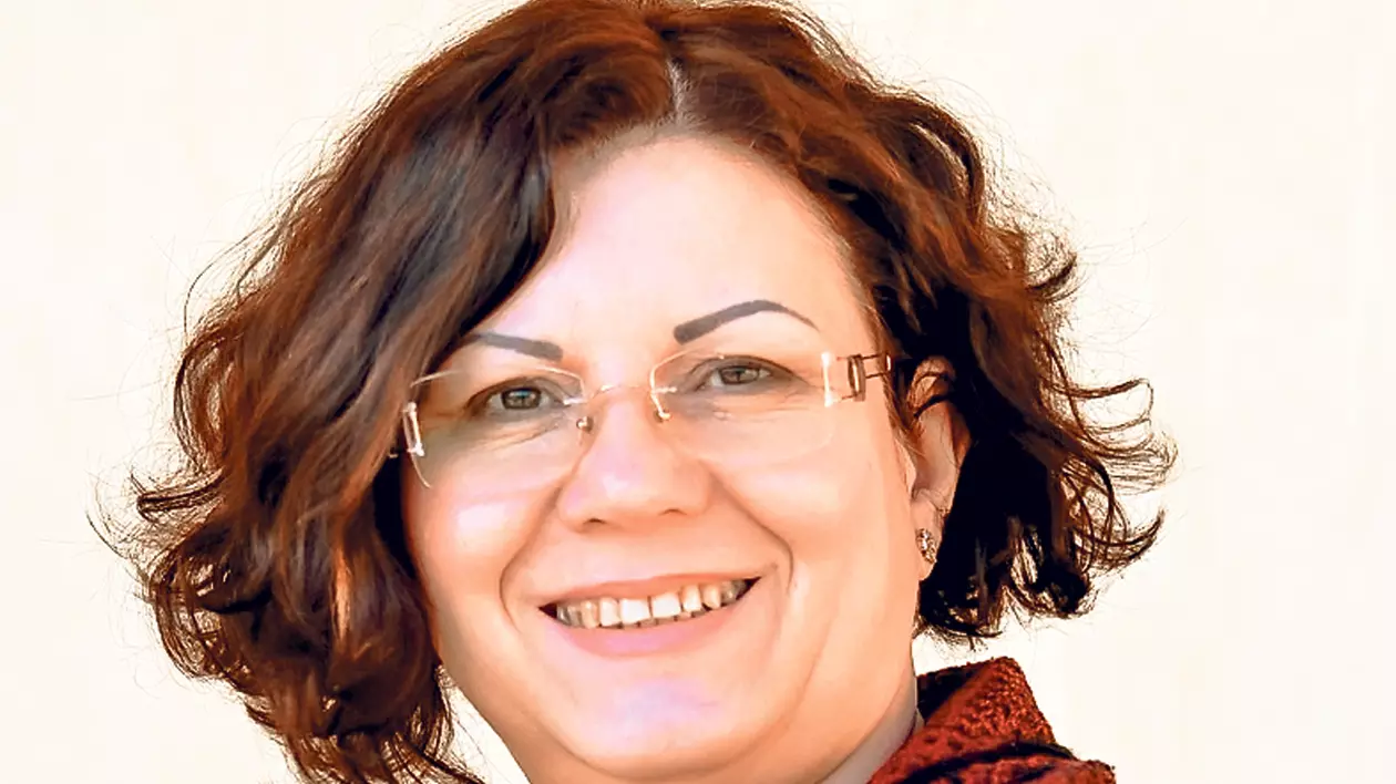 EROII ANONIMI AI ROMÂNIEI! EA e îngerul fetiţelor abuzate sexual! Lorena Rusovan face minuni pentru sufletele distruse | FOTO