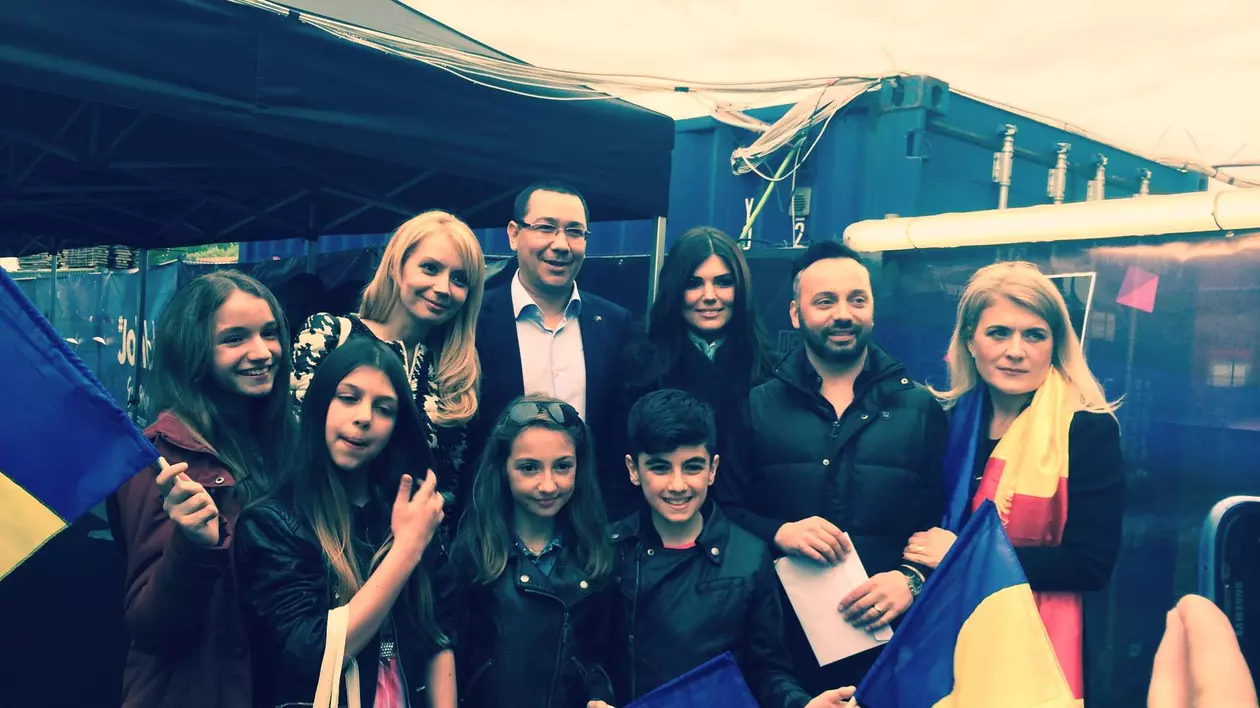 EUROVISION 2014. Premierul Victor Ponta, ÎN PUBLIC, la marea FINALĂ din Copenhaga | FOTO