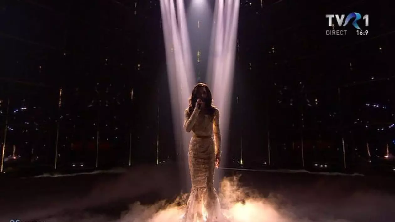 APARIŢIE EXCENTRICĂ la EUROVISION 2014! Uite cum s-a PREZENTAT Conchita Wurst, SOLISTA cu BARBĂ  | FOTO