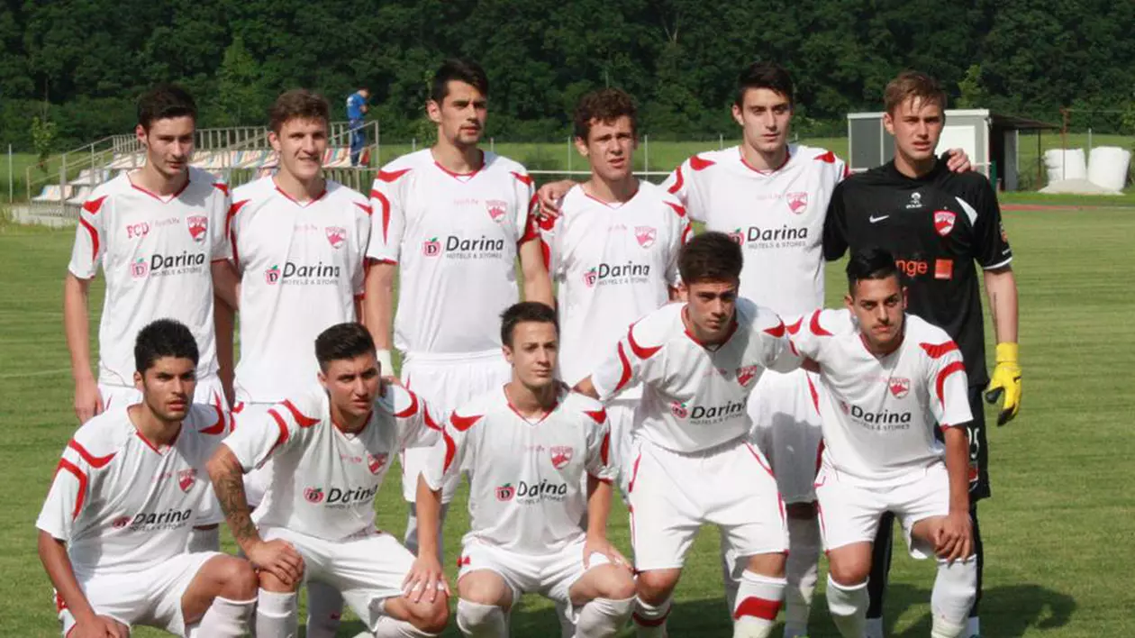 Juniorii mari ai lui Dinamo au reuşit ce nu a putut trupa lui Stoican: locul 3 în România