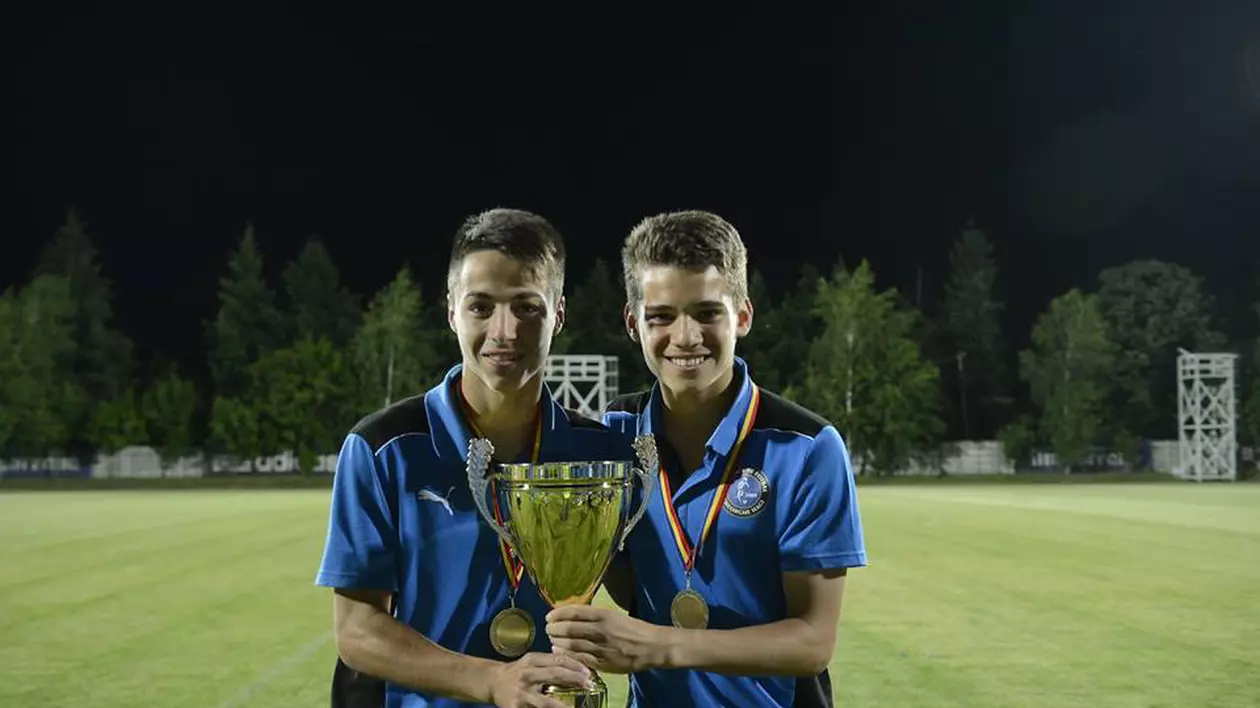 VIDEO / Pe urmele tatălui. Ianis Hagi a marcat un gol SUPERB!