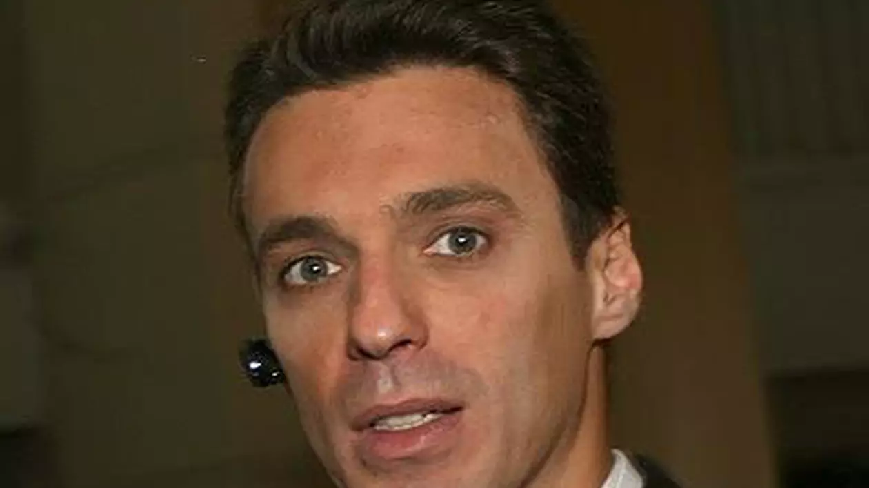 Mircea Badea îl FACE HARCEA-PARCEA pe Mihai Bendeac