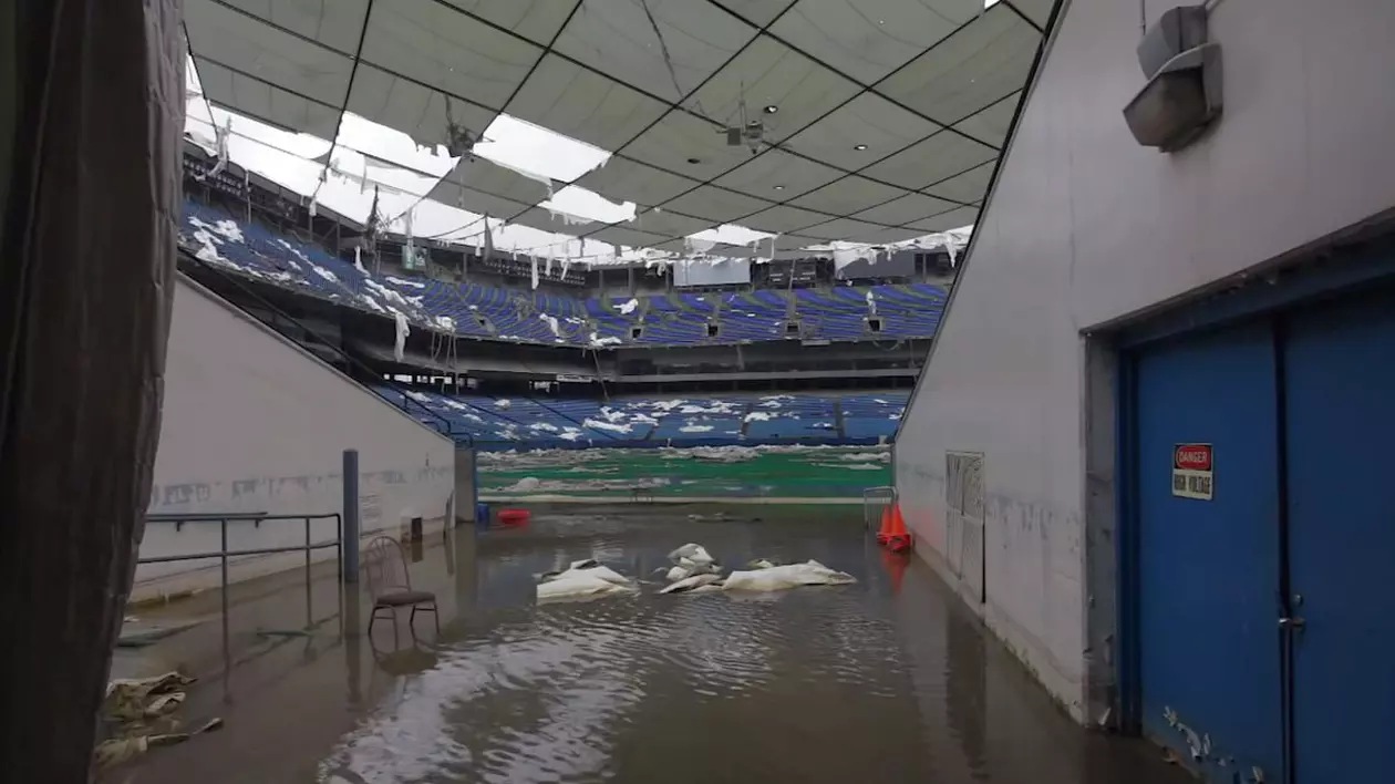 Celebrul stadion acoperit din Detroit, pe care România a jucat cu Elveţia la CM din '94, a ajuns o ruină | VIDEO