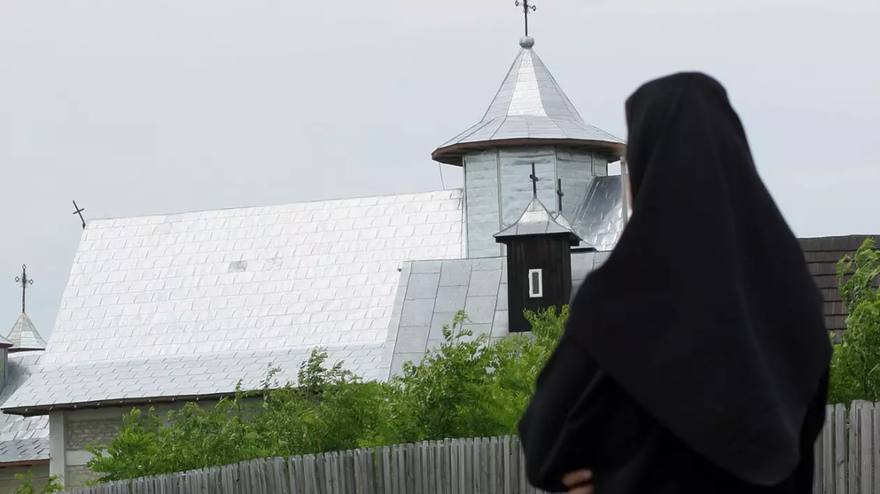Un site creştin ortodox SCRIE DESPRE AVANTAJELE SEXULUI ORAL! REACŢIA Bisericii este TRANŞANTĂ