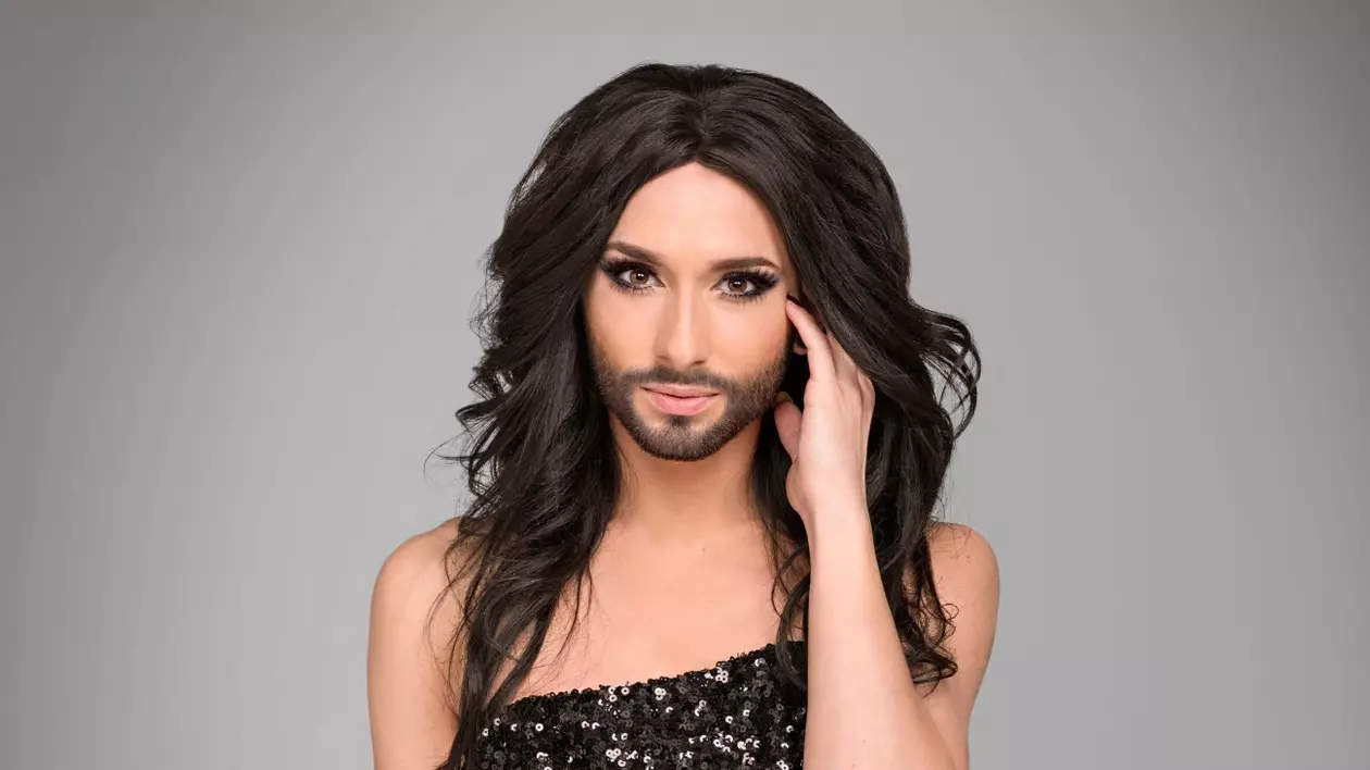 Conchita Wurst I-A ÎNNEBUNIT PE ENGLEZI! Uite CUM AU REACŢIONAT FANII la un concert | VIDEO&FOTO