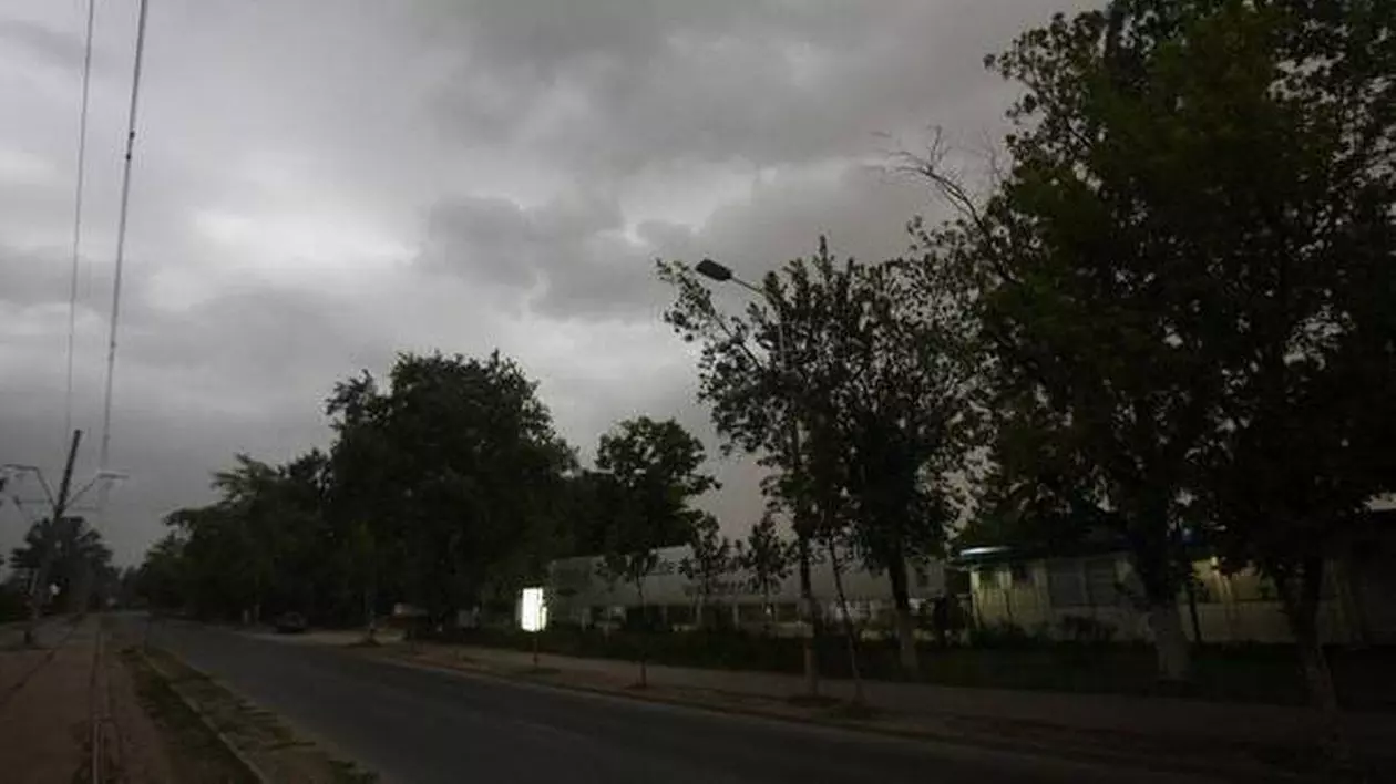 UPDATE | Avertizare nowcasting: COD PORTOCALIU și COD GALBEN de grindină, ploi și vijelii în București și mai multe județe