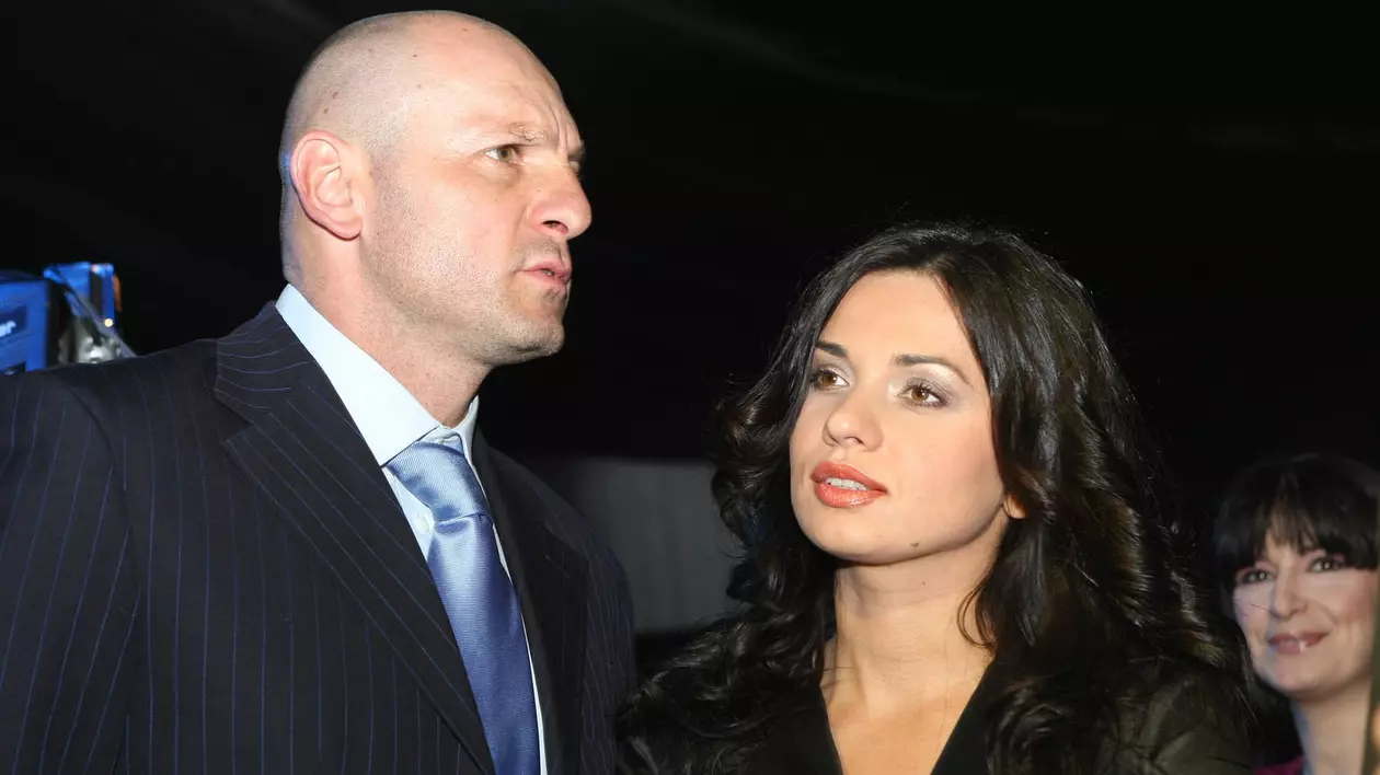 Fosta soție a lui Bogdan Stelea, apariție surpriză la premiera filmului “Octav”. Cât de bine arată Mirela