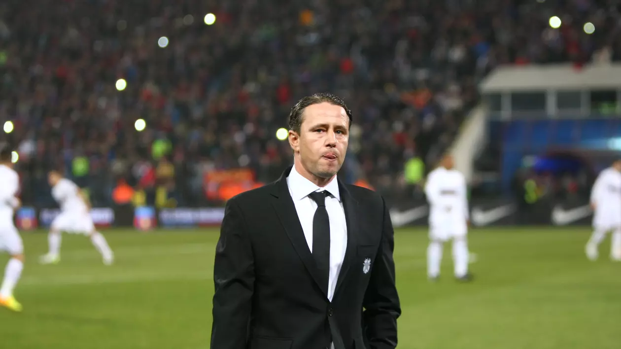 În sfârşit! Steaua a anunţat oficial despărţirea de Reghecampf