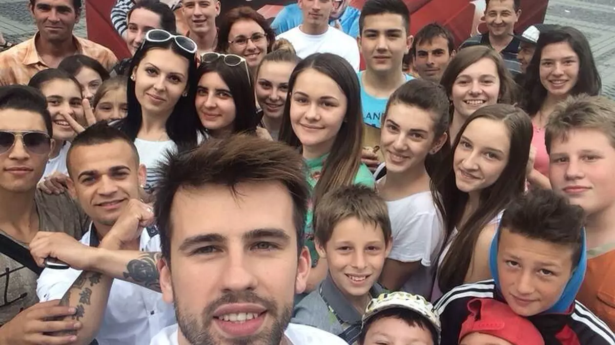Selfie de colecţie cu Florin Ristei, câştigătorul X Factor 2013! 