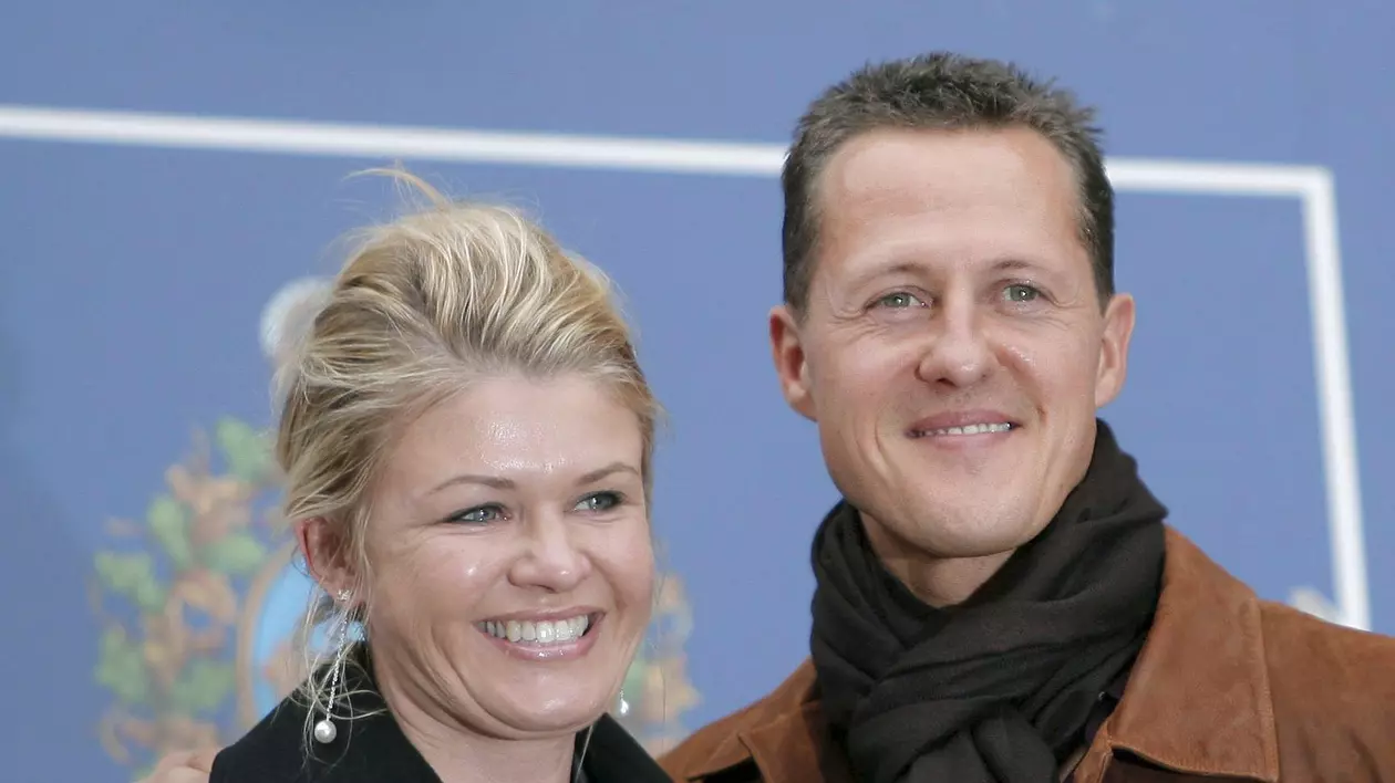 CUTREMURĂTOR! Cum încearcă soţia lui Schumacher să îi aducă aminte cu cine stă în casă