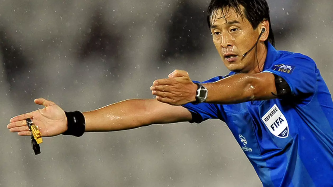 Un japonez va arbitra meciul de deschidere. Brazilienii au amintiri neplăcute cu el la centru