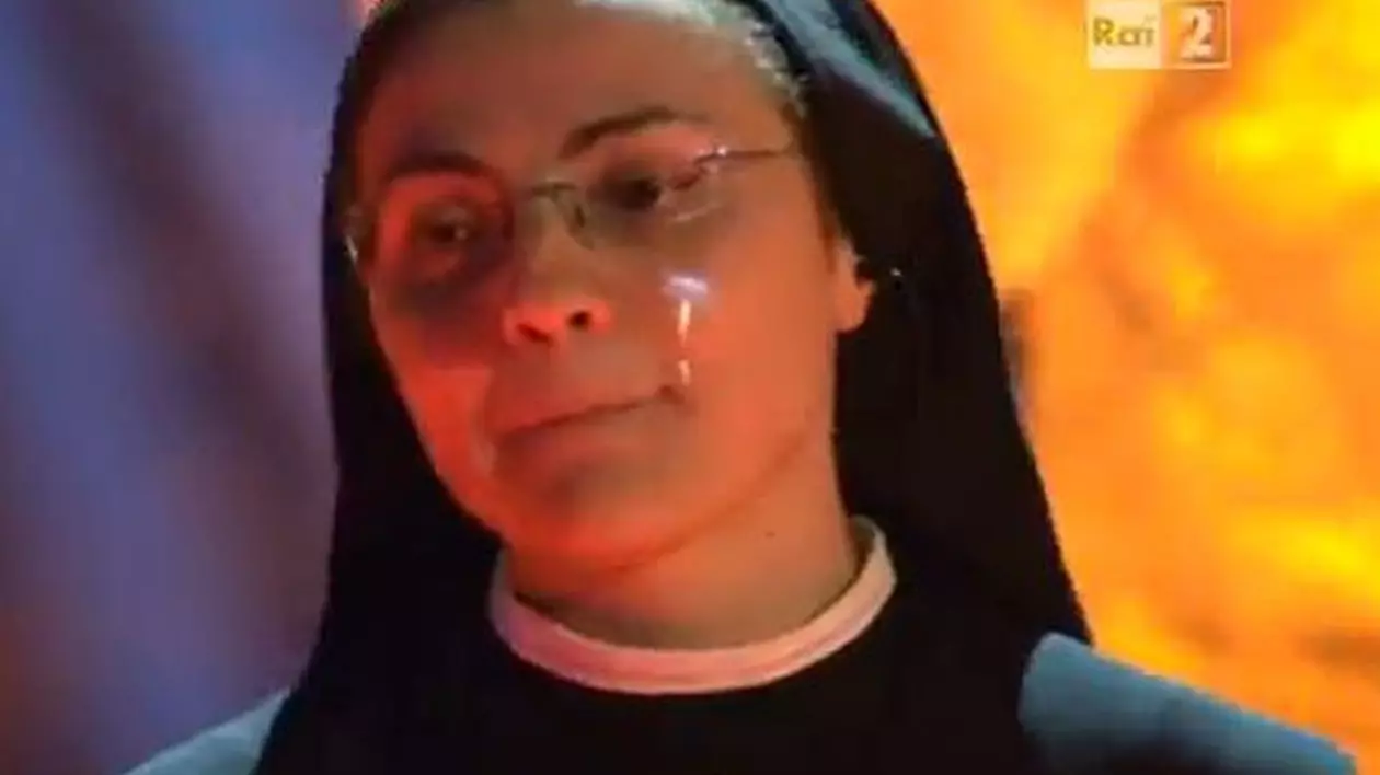 O CĂLUGĂRIŢĂ a CÂŞTIGAT "VOCEA ITALIEI"! SORA CRISTINA a DAT GATA o LUME ÎNTREAGĂ! | VIDEO