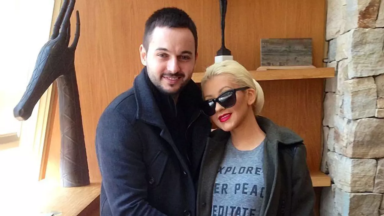FIŢE de VEDETĂ! CÂND şi UNDE vrea Christina Aguilera să facă NUNTA