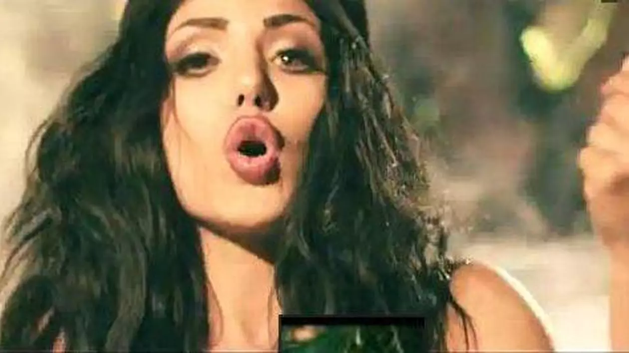PREMIERĂ LIBERTATEA.RO | Glorya şi exotica C'zade, videoclip FIERBINTE pentru single-ul Allez