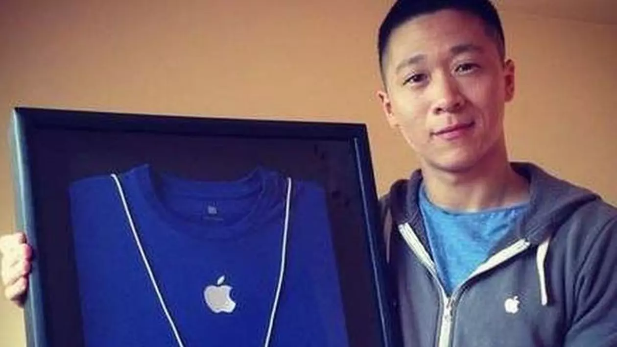 IRONIA SORŢII? Un BĂRBAT pe nume SamSung, fost angajat al companiei APPLE, a câştigat o AVERE după ce a DEMISIONAT