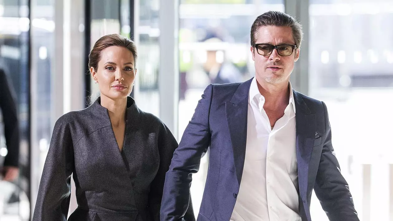 Angelina Jolie i-a dăruit lui Brad Pitt un ceas de 2,5 milioane de euro