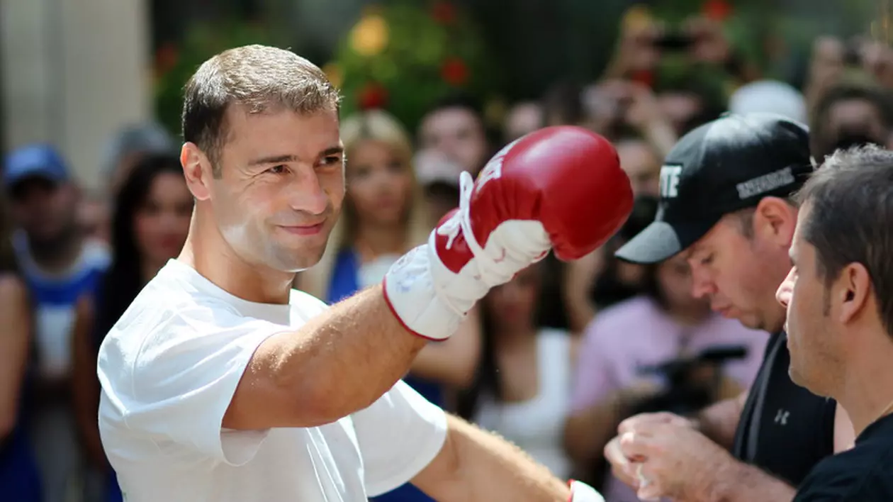 Lucian Bute se antrenează cu Manny Pacquiao