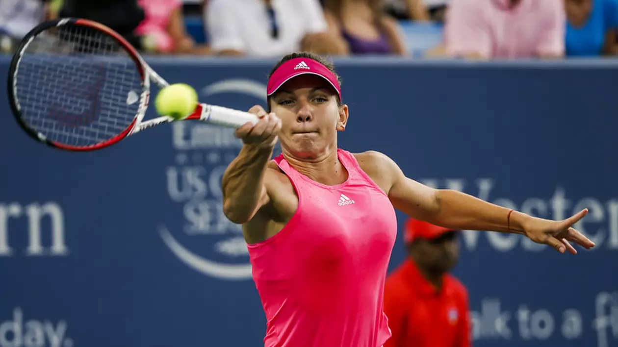 TENIS / Bouchard o face praf pe Halep, după Openul Chinei
