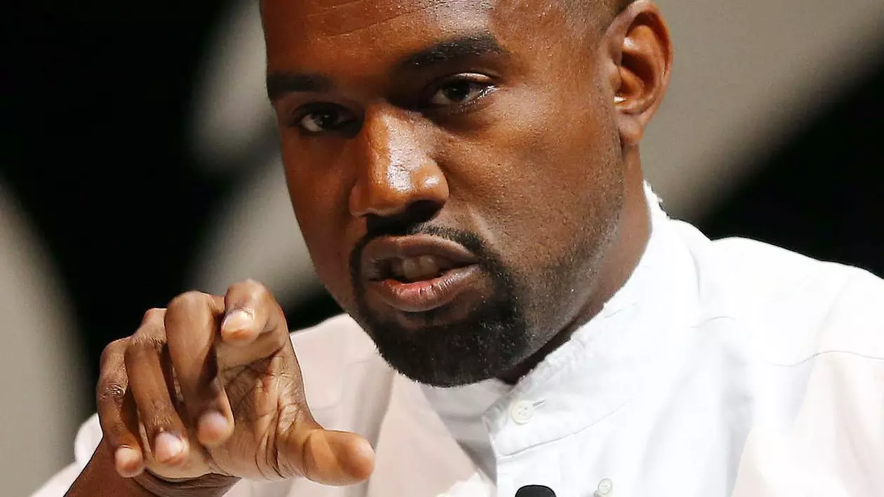 GAFĂ INCREDIBILĂ! Ce le-a FĂCUT rapperul Kanye West unor TINERI cu DIZABILITĂŢI, de NEIERTAT |VIDEO