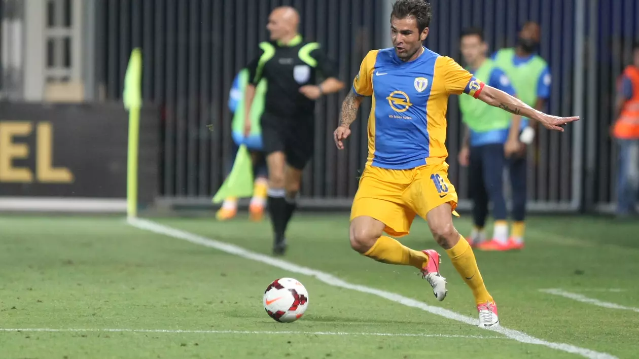 CUTREMUR ÎN LIGA I: Şi Adrian Mutu pleacă de la Petrolul! Destinaţie-ŞOC pentru ”Briliant”! ^Va câştiga o sumă fabuloasă în doar trei luni. Reacţia lui Gheorghe Mulţescu, noul antrenor al ”lupilor”, şi a patronului Dan Capră