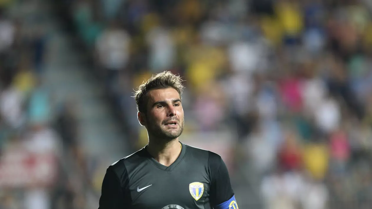 INCREDIBIL! Adrian Mutu s-a îmbătat şi a făcut scandal la Ambasada Indiei! 