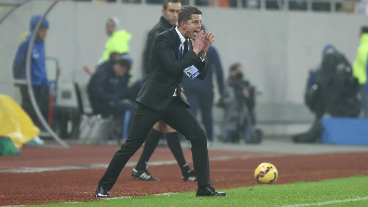 Stoican s-a făcut băiat rău: ”Să dăm drumul la câini!”. ^Câte bilete s-au vândut la derby