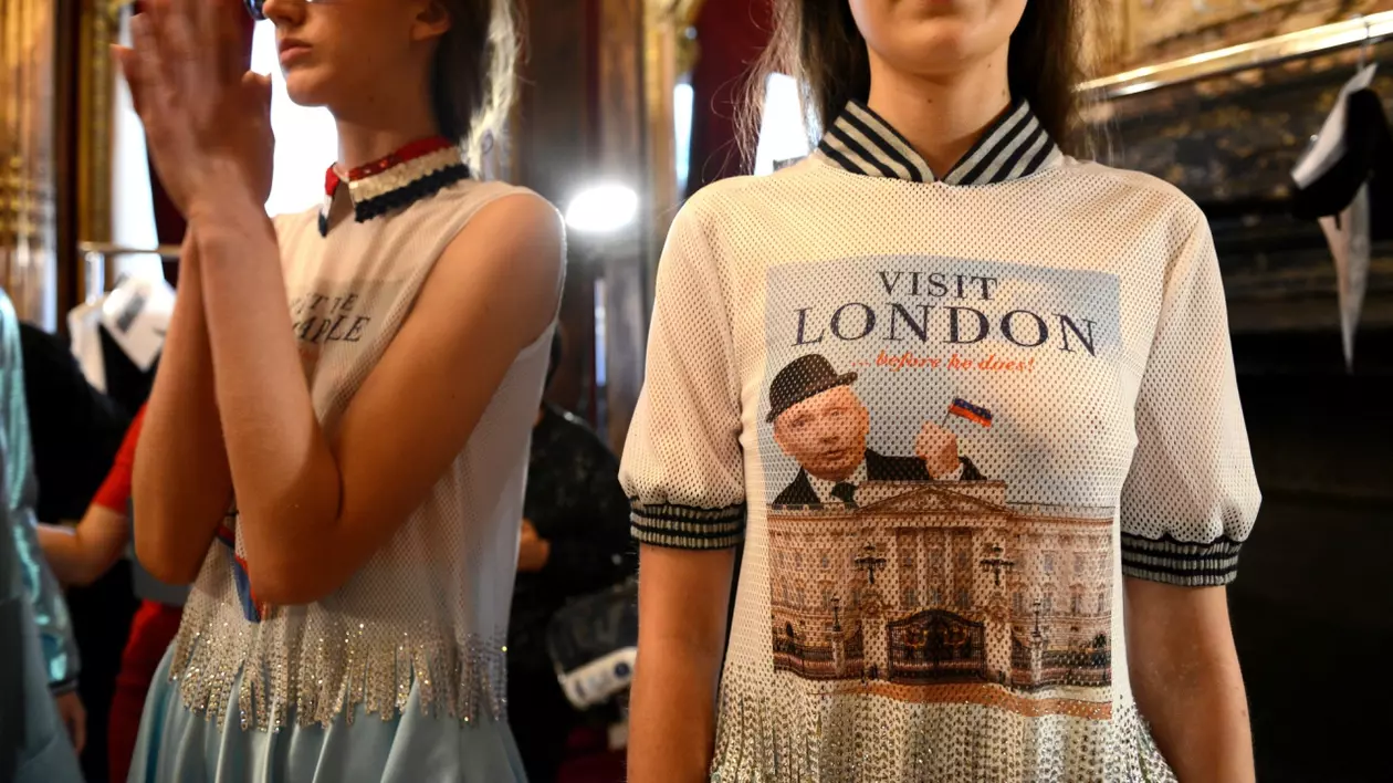 Preşedintele rus Vladimir Putin, "vedetă" la săptămâna modei de la Paris | FOTO