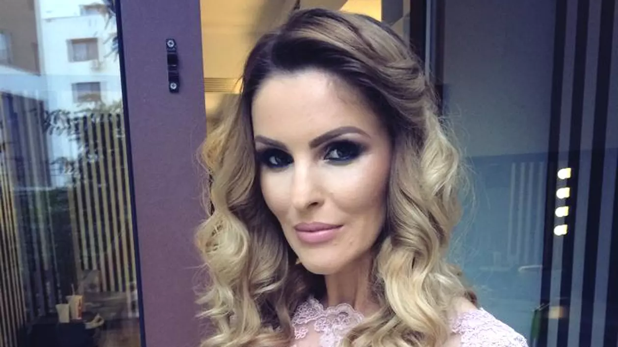 Denisa Nechifor SPUNE PE CINE IUBEŞTE! CE DECLARAŢIE DE DRAGOSTE a făcut chiar astăzi